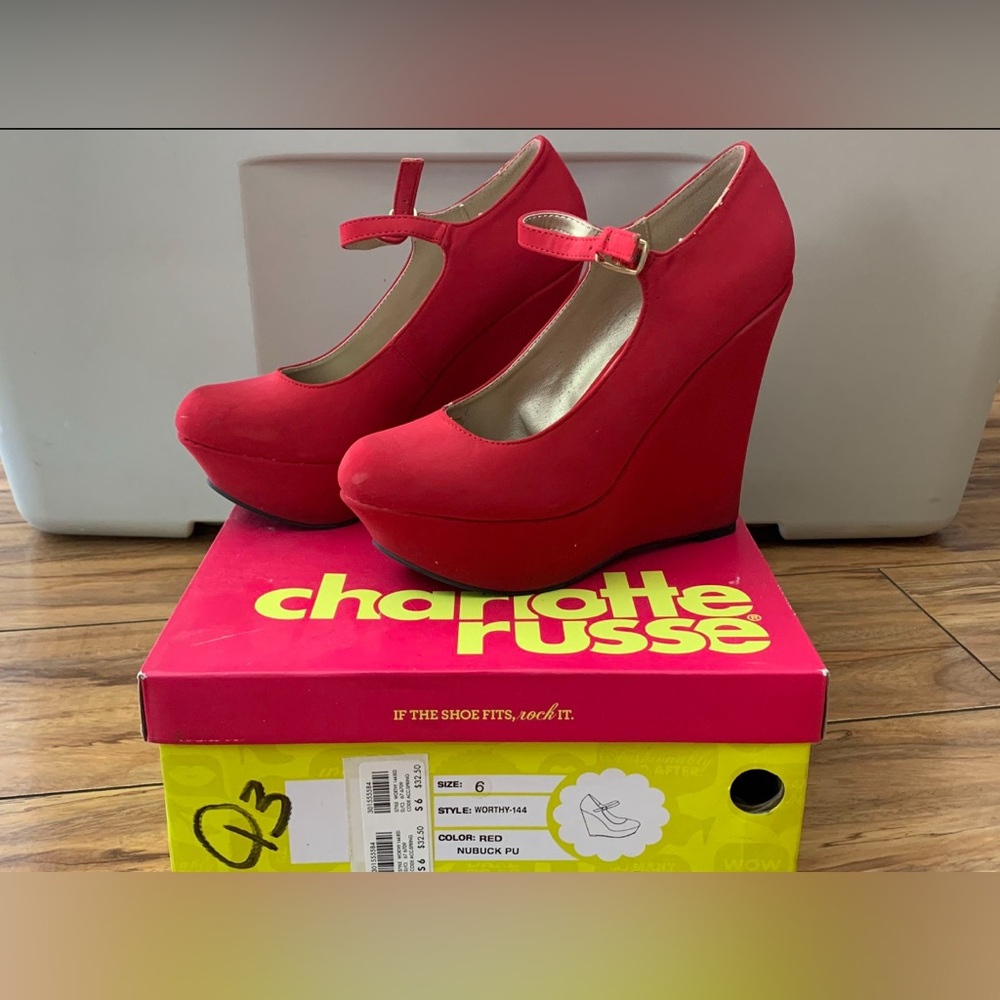 GUC Woman’s, Charlotte Russe, Suede platform wedges